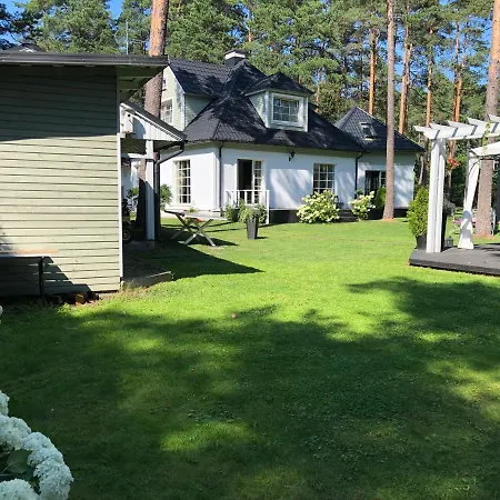 Muusa With A Cozy Sauna, Swimming Pool And Large Beautiful Garden Villa