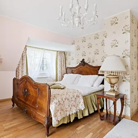 Villa Muusa With A Cozy Sauna, Swimming Pool And Large Beautiful Garden