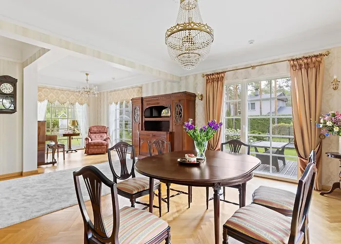 Villa Muusa With A Cozy Sauna, Swimming Pool And Large Beautiful Garden Tallinn